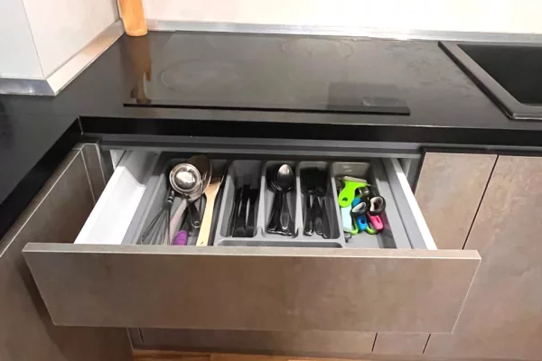 Shtepi me qera Apartament ne Tirane, 2+1, Mobilimi E mobiluar, Pagesa 1,200  Euro.