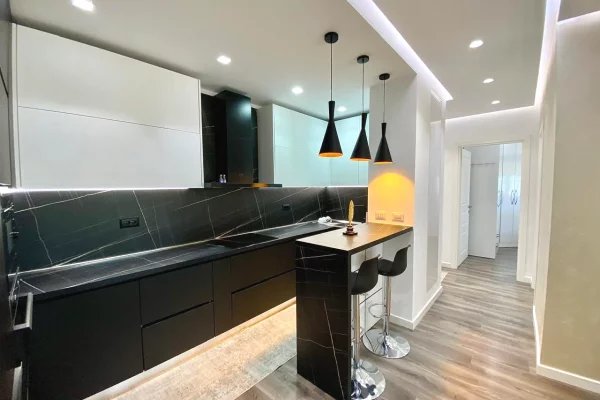 Shtepi ne shitje Apartament ne Tirane, 2+1, Mobilimi E mobiluar, Pagesa 200,000  Euro.