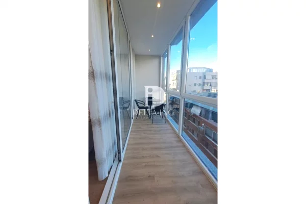 Shtepi me qera Apartament ne Tirane, 2+1, Mobilimi E mobiluar, Pagesa 1,200  Euro.