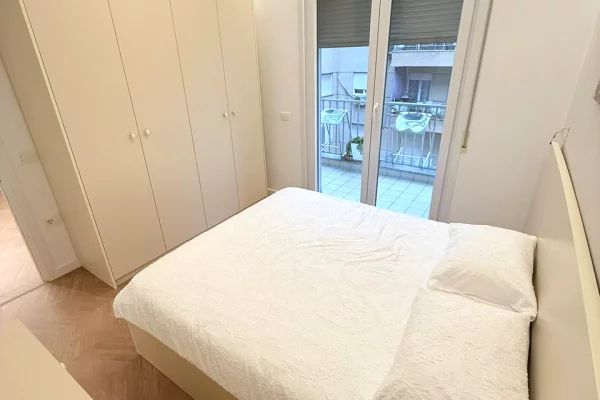 Shtepi me qera Apartament ne Tirane, 2+1, Mobilimi E mobiluar, Pagesa 1,000  Euro.