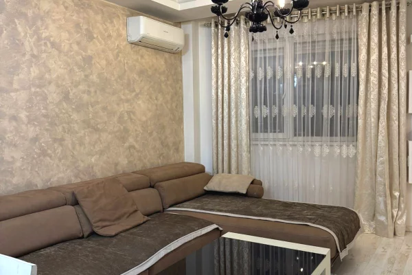 JEPET ME QIRA APARTAMENT 2+1 – KOMPLEKSI KONTAKT