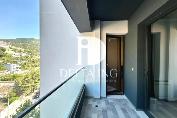 Shtepi ne shitje Apartament ne Vlore, 2+1, Mobilimi E mobiluar, Pagesa 225,000  Euro.