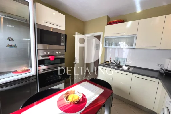 Appartamento in affitto a Tirana 2+1, Arredato