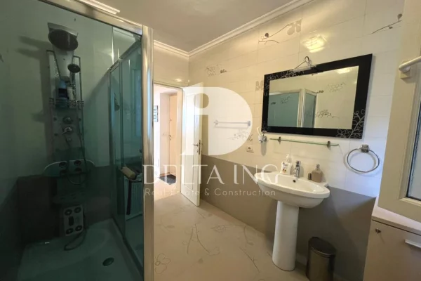 Appartamento in affitto a Tirana 2+1, Arredato