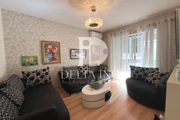 Appartamento in affitto a Tirana 2+1, Arredato