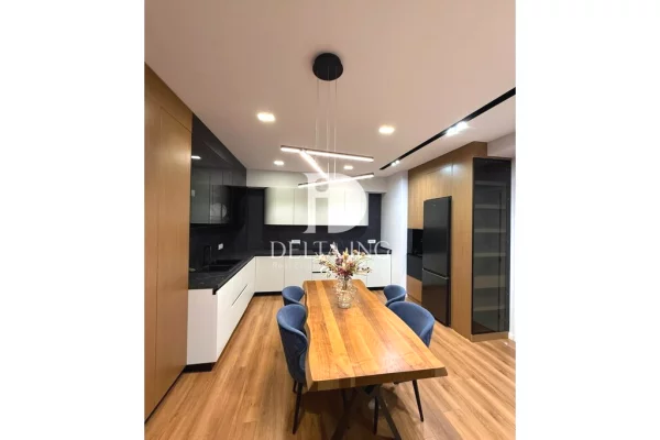 Shtepi me qera 2+1 ne Tirane - 180,000 Leke