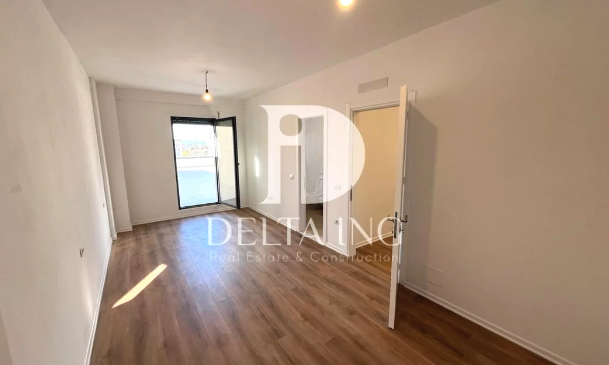 Appartamento in affitto a Tirana 2+1, SemiArredato