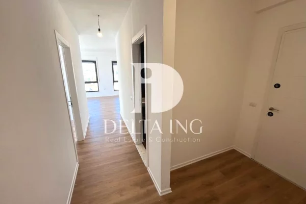 Appartamento in affitto a Tirana 2+1, SemiArredato