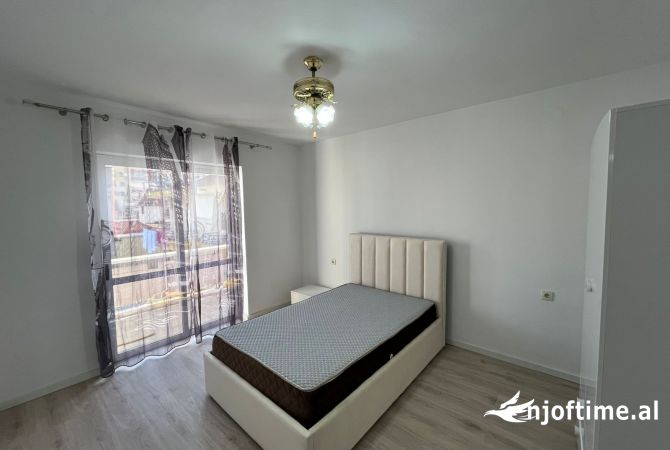 Shtepi me qera 1+1 ne Tirane - 320 Euro