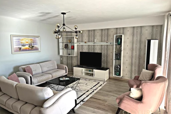 Shtepi ne shitje Apartament ne Sarande, 3+1, Mobilimi E mobiluar, Pagesa 245,000  Euro.