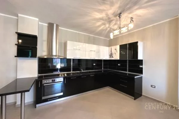 Shtepi me qera Apartament ne Tirane, 2+1, Mobilimi E mobiluar, Pagesa 500  Euro.