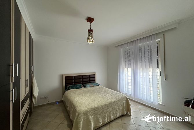 Shtepi me qera 2+1 ne Tirane - 800 Euro
