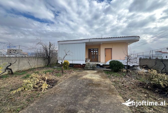 Shtepi ne shitje 2+1 ne Tirane - 200,000 Euro