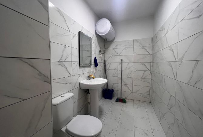 Ambjent biznesi me qera 1+1 ne Tirane - 350 Euro