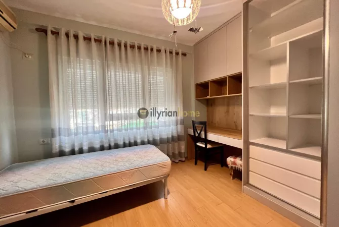 Shtepi me qera 2+1 ne Tirane - 700 Euro