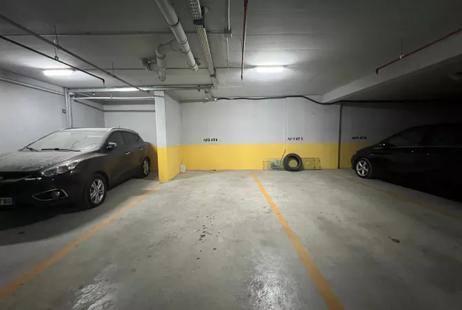 Shitet, Post Parkimi, “21 Dhjetori – Ish Parku”, Tirane.