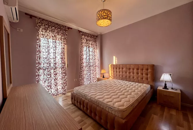Shtepi me qera 1+1 ne Tirane - 700 Euro