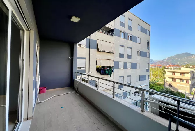 Shtepi me qera 2+1 ne Tirane - 500 Euro