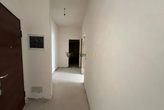 House for Sale 2+1 in Tirana - 176,000 Euro