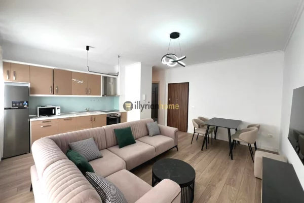 Shtepi me qera 2+1 ne Tirane - 800 Euro