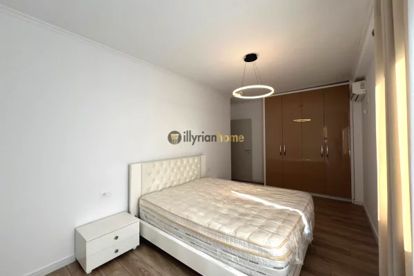 Shtepi me qera 2+1 ne Tirane - 800 Euro