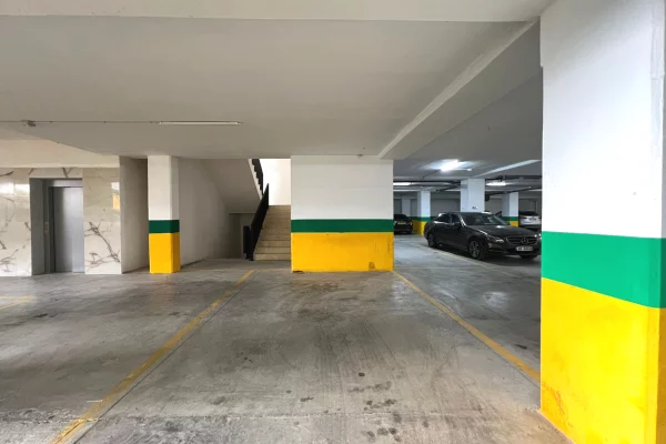 Business Property in Sale 4+1 in Tirana - 30,000 Euro