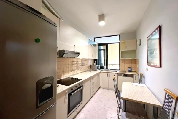 Shtepi me qera 2+1 ne Tirane - 80,000 Leke