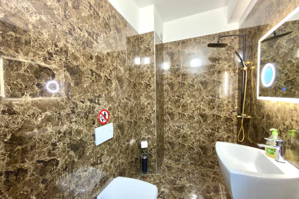 Jepet me qira Ambient Biznesi, “Brryli”, Tirane