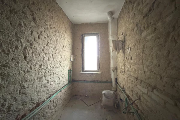 Apartment for sale in Tirana 1+1, Emty