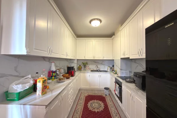 Shtepi ne shitje 2+1 ne Tirane - 260,000 Euro