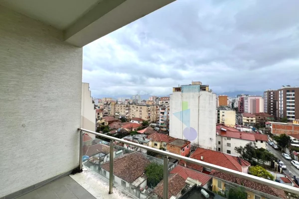Shtepi me qera 1+1 ne Tirane - 600 Euro