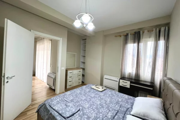 Shtepi me qera Apartament ne Tirane, 1+1, Mobilimi E mobiluar, Pagesa 600  Euro.