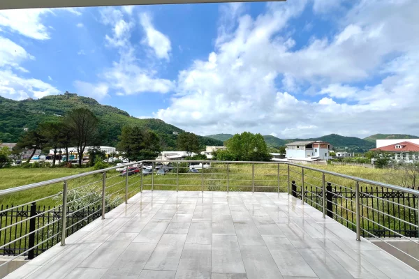 Luxury villas for sale in Tirana 3+1, In Part