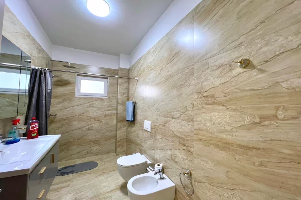 Luxury villas for sale in Tirana 3+1, In Part