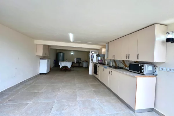 Luxury villas for sale in Tirana 3+1, In Part