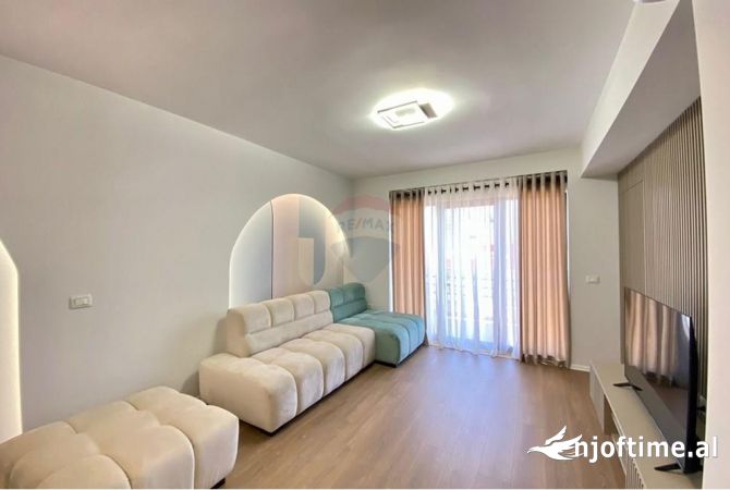 Shtepi ne shitje 2+1 ne Tirane - 275,000 Euro