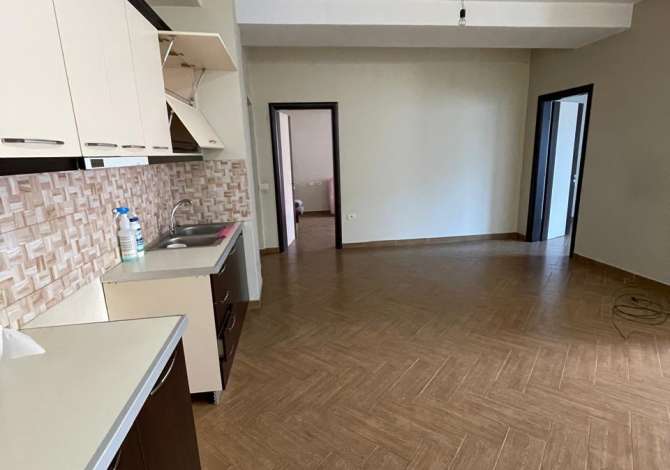 Shtepi me qera 2+1 ne Tirane - 450 Euro