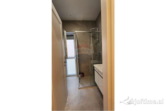 Shtepi ne shitje 3+1 ne Tirane - 320,000 Euro