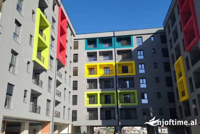 Shtepi ne shitje Apartament ne Tirane, 1+1, Mobilimi Bosh, pa mobiluar, Pagesa 85,250  Euro.