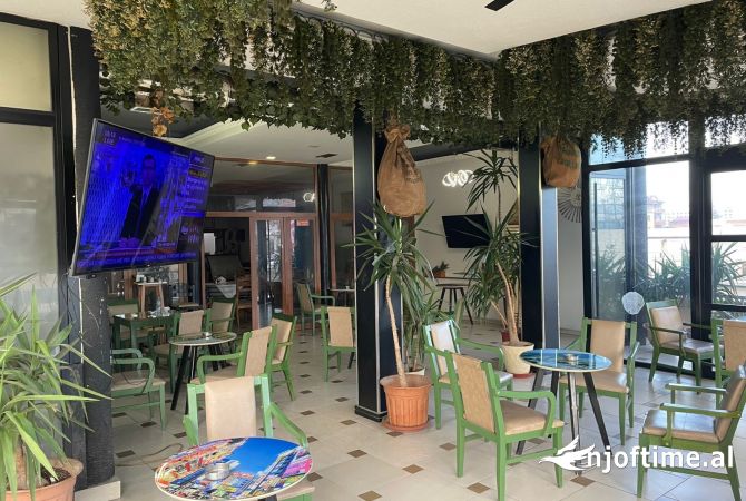 Ambient biznesi me qera 1+1 ne Tirane - 800 Euro