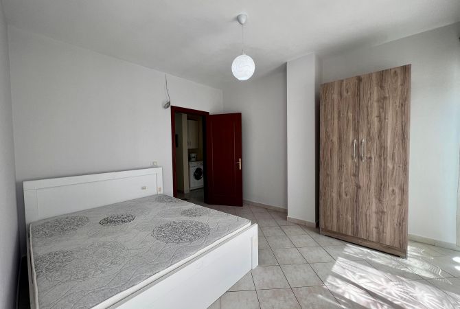 Shtepi me qera 2+1 ne Tirane - 600 Euro