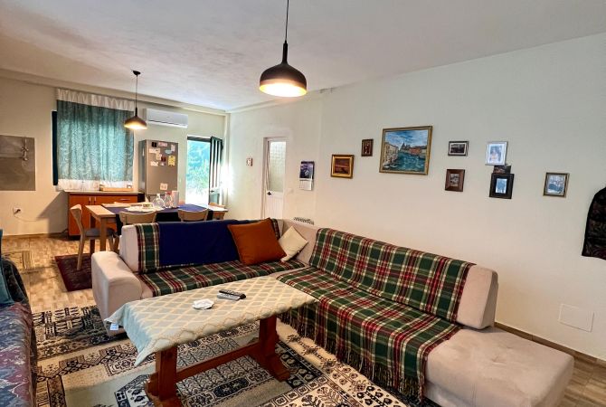 Shtepi ne shitje 5+1 ne Durres - 750,000 Euro
