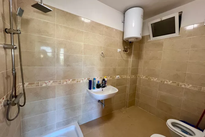 Shtepi me qera 2+1 ne Tirane - 500 Euro