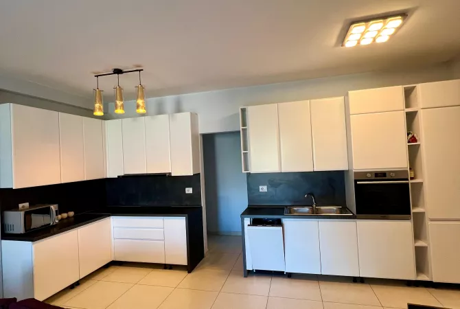 Shtepi me qera 2+1 ne Tirane - 500 Euro