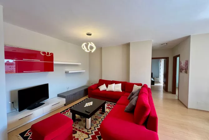 Shtepi me qera 2+1 ne Tirane - 700 Euro
