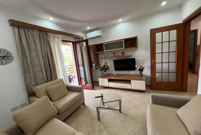 Shtepi me qera 1+1 ne Tirane - 600 Euro