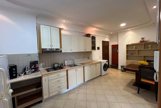 Shtepi me qera 1+1 ne Tirane - 600 Euro