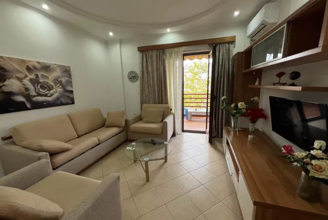 Shtepi me qera 1+1 ne Tirane - 600 Euro