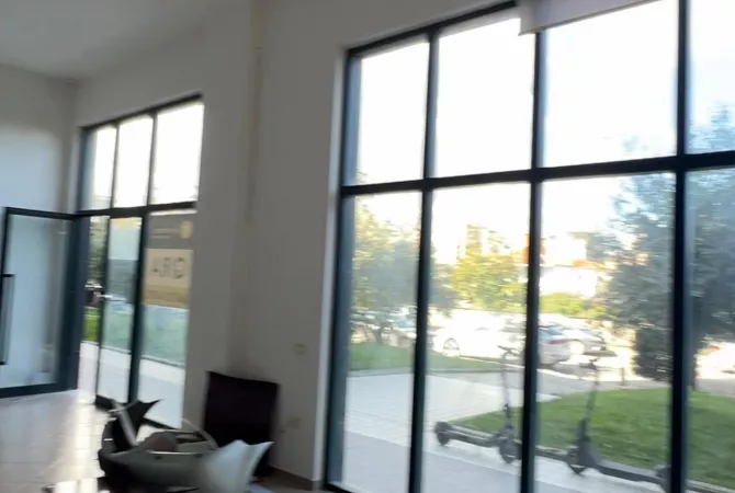 Ambient biznesi me qera 1+1 ne Tirane - 550 Euro