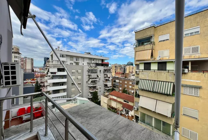 Shtepi me qera 1+1 ne Tirane - 650 Euro